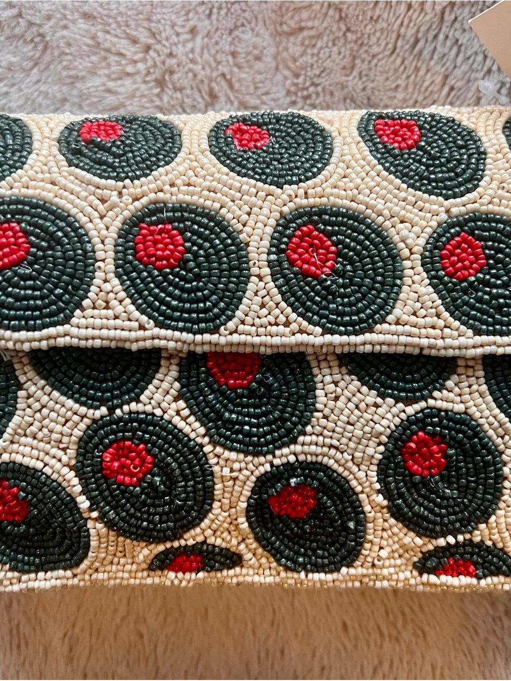 NWT America & Beyond Beaded Cream Shoulder Bag with Olives Motif - Picture 6 of 9